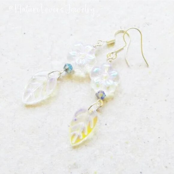 L/XL White Lace Boudoir Bralette w. Matching Floral Earrings! Feminine Seductive - Picture 6 of 14